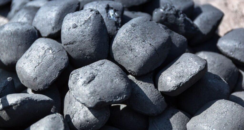 perbandingan briket arang tapioka vs lem kimia