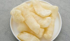 Kerupuk Terbuat dari Kulit Sapi? Ini Fakta di Balik Kerupuk Rambak