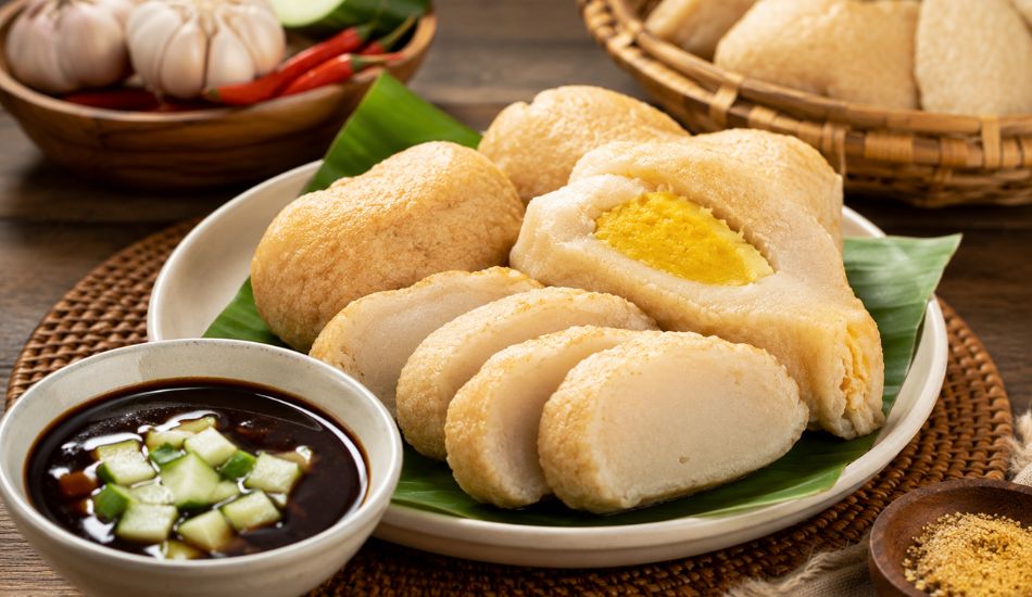 Resep Pempek Ikan dengan Tepung Tapioka yang Empuk dan Kenyal